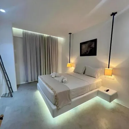 Luxury Center Of - Sleeps 3 Apartman *